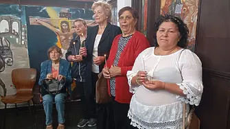 Параклисът „Света Троица“ в с. Шияково посрещна празника си с нова премяна 