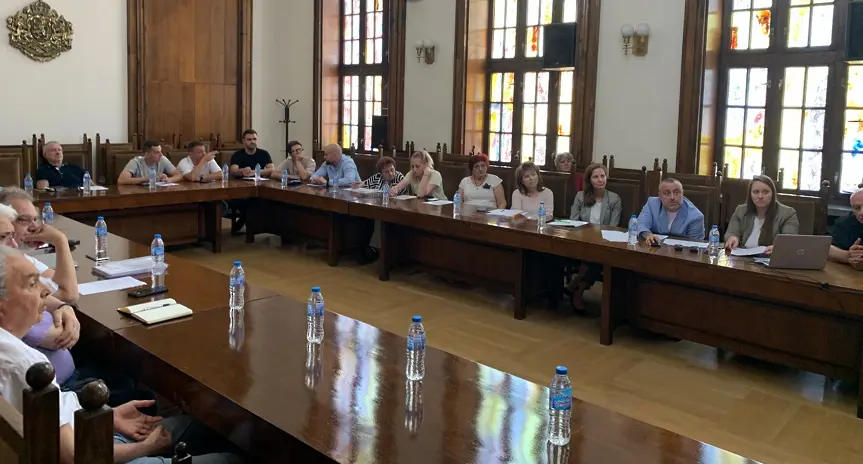 Община Плевен обсъди важни за града проекти с представители на регионалните колегии на архитектите, инженерите в инвестиционното проектиране и общински съветници
