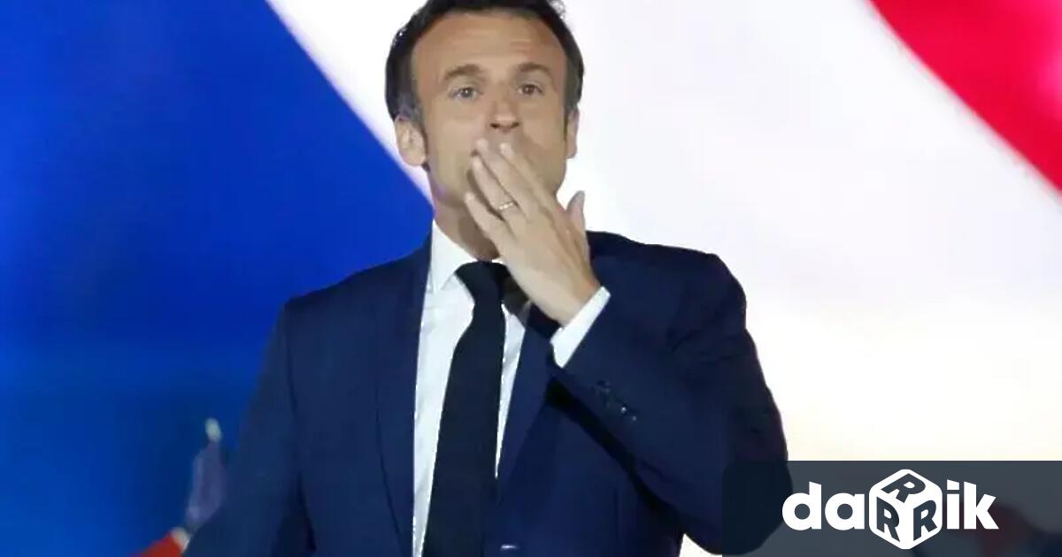 Френският президент Еманюел Макрон заяви късно във вторник че ще
