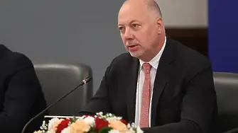 Премиерът даде „жълт картон“ на Митов, времето за стиковане в МВР „било свършило“