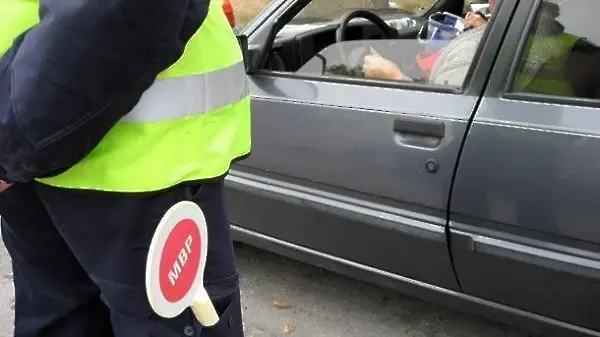 Полицията затяга контрола по пътищата