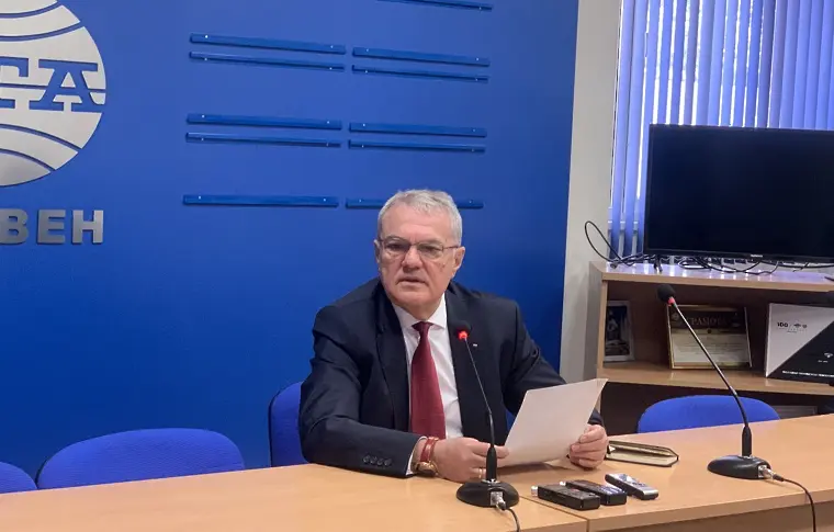Румен Петков: Референдум за еврото в настоящия момент не е правилно решение