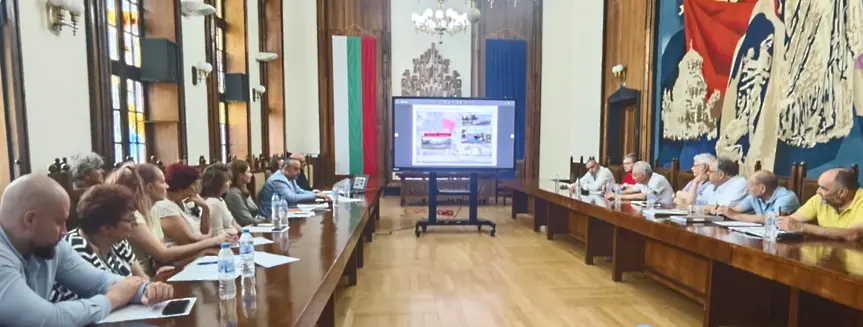 Община Плевен обсъди важни за града проекти с представители на регионалните колегии на архитектите, инженерите в инвестиционното проектиране и общински съветници