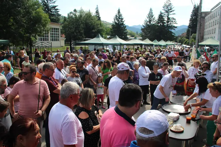  Предстои 9-то издание на Празника на Тетевенската саламура и ракия 