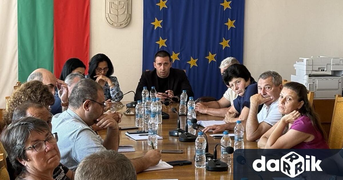 На 19 ти юни Областният управител на област Плевен Николай Абрашев