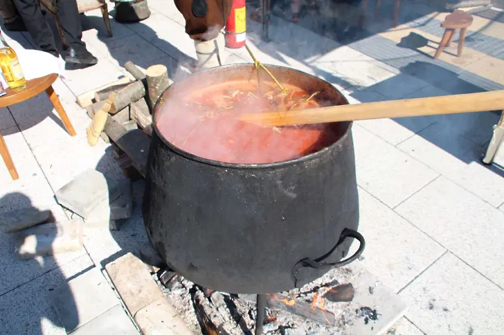  Предстои 9-то издание на Празника на Тетевенската саламура и ракия 