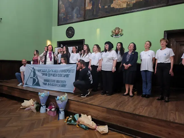 С тържествени концерти представят БУ „Проф. д-р Асен Златаров“ в Котел и Жеравна