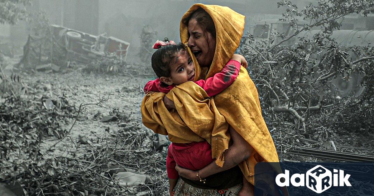 Агенцията за гражданска защита в Газа съобщи че израелски обстрел