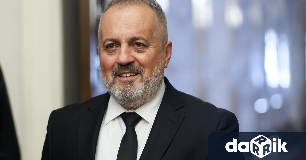 Серия срещи и извънредно заседание в парламента по казуса с