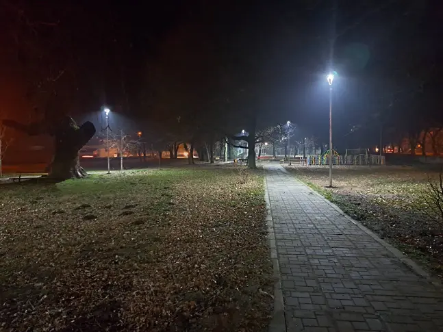 Подписаха споразумение за проекта по подмяна на осветлението на 11 булеварда в Сливен