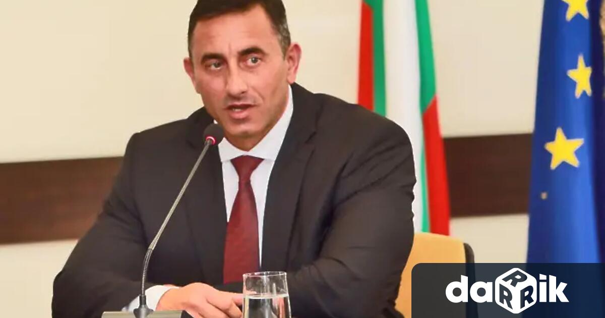 По малко от месец след старта на проверките за спекула на