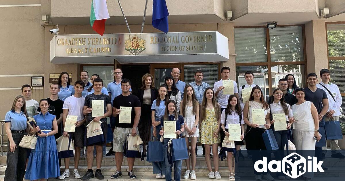 Награждаване на участници в национални състезания по статистика се проведе