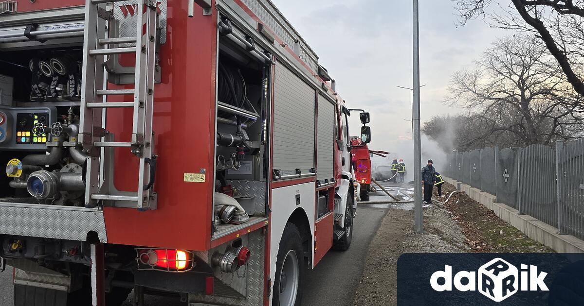 Пожарът възникнал врайона на Карнобат е локализиран Няма опасност за населеното място