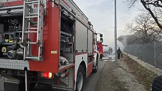 Пожарът край Карнобат е овладян