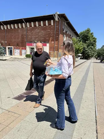 Раздават минерална вода за гражданите във Враца