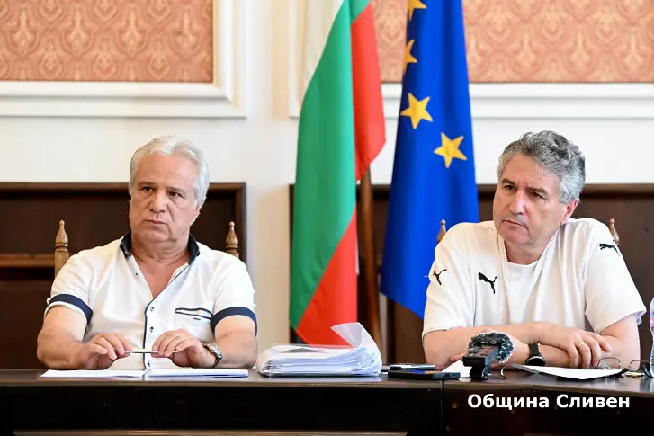 Общинският съвет ще гласува изменение на бюджета и утвърждаване на програмата за стипендиите
