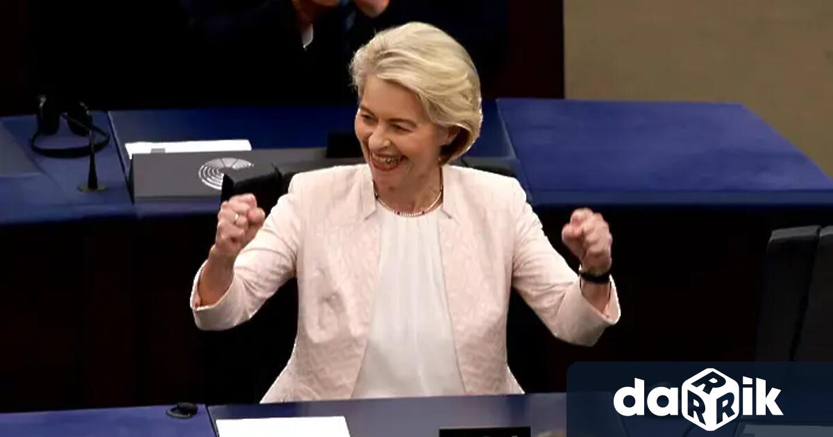 Председателят на Европейската комисия Урсула фон дер Лайен е изправена