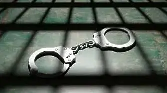 18-годишен е задържан за грабеж в  Лом