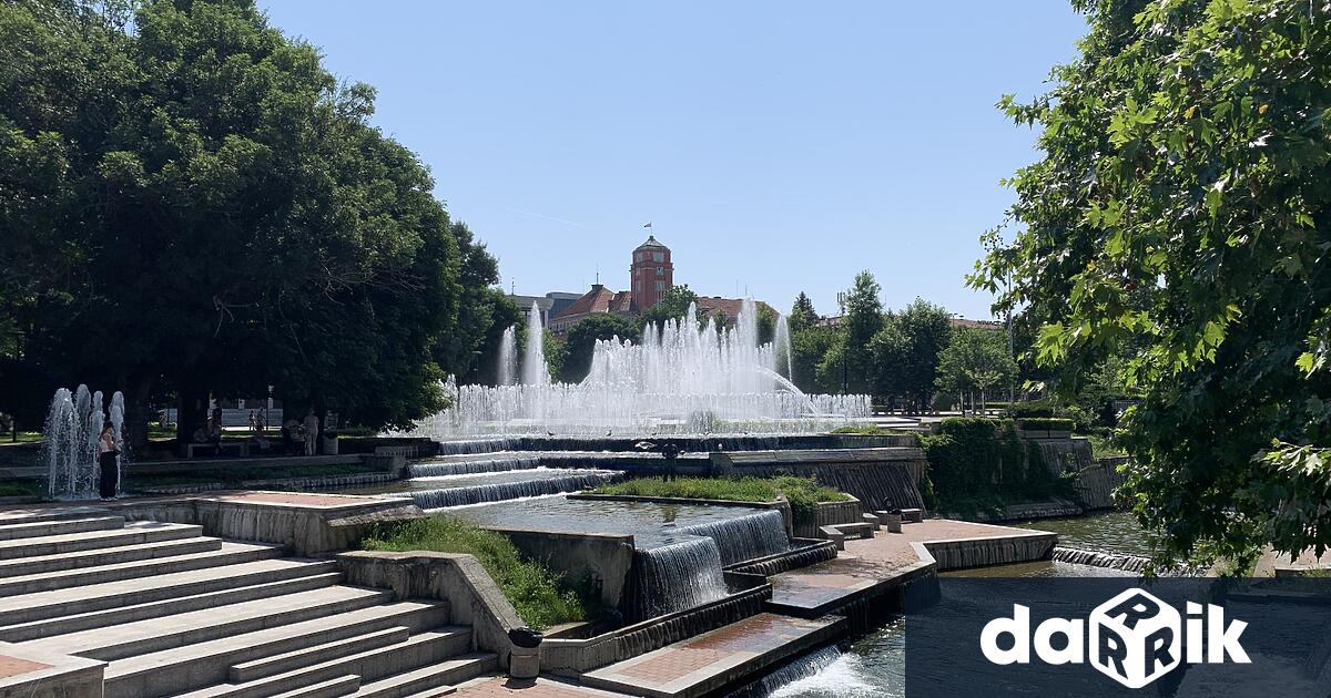 Тази сутрин в 5 42 ч настъпи астрономическото лято Днес е