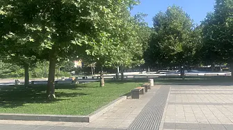 Във вторник времето ще бъде предимно слънчево и доста топло