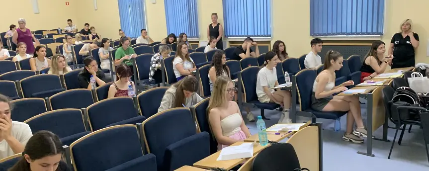 В МУ-Плевен се проведе редовен присъствен изпит за магистърските специалности „Медицина“ и „Фармация“