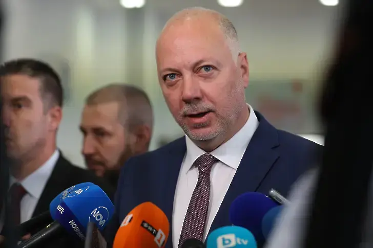Желязков: България ще отделя 5% от БВП за отбрана до 2035 г.