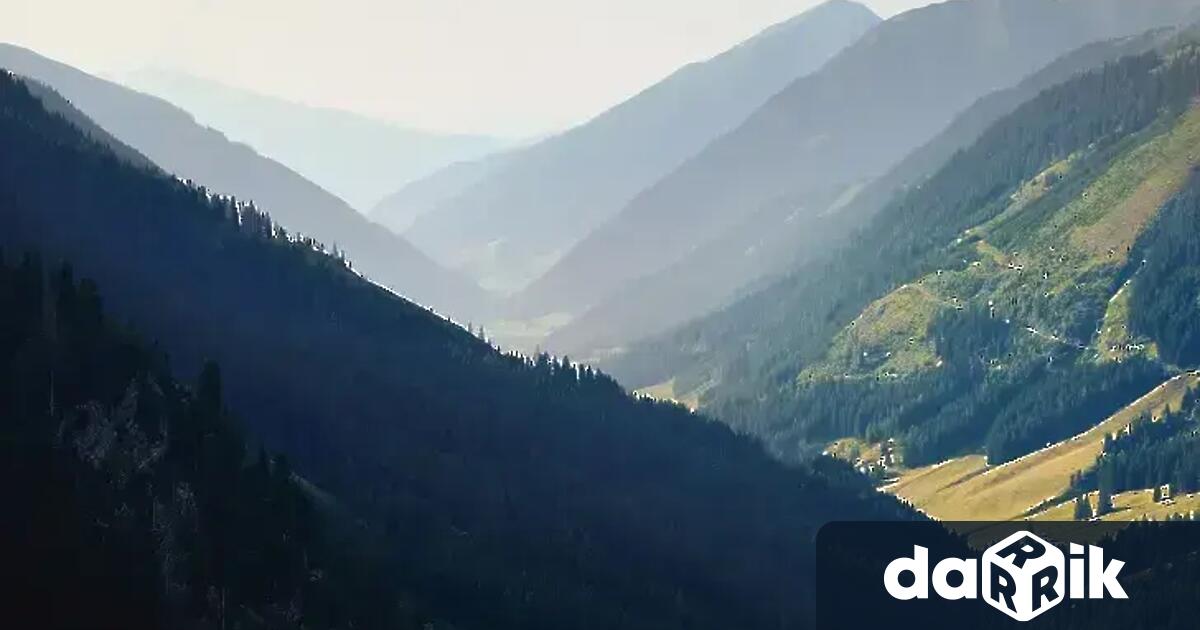 След няколкочасово издирване благоевградският отрядпланински спасители откри изгубена жена врайона