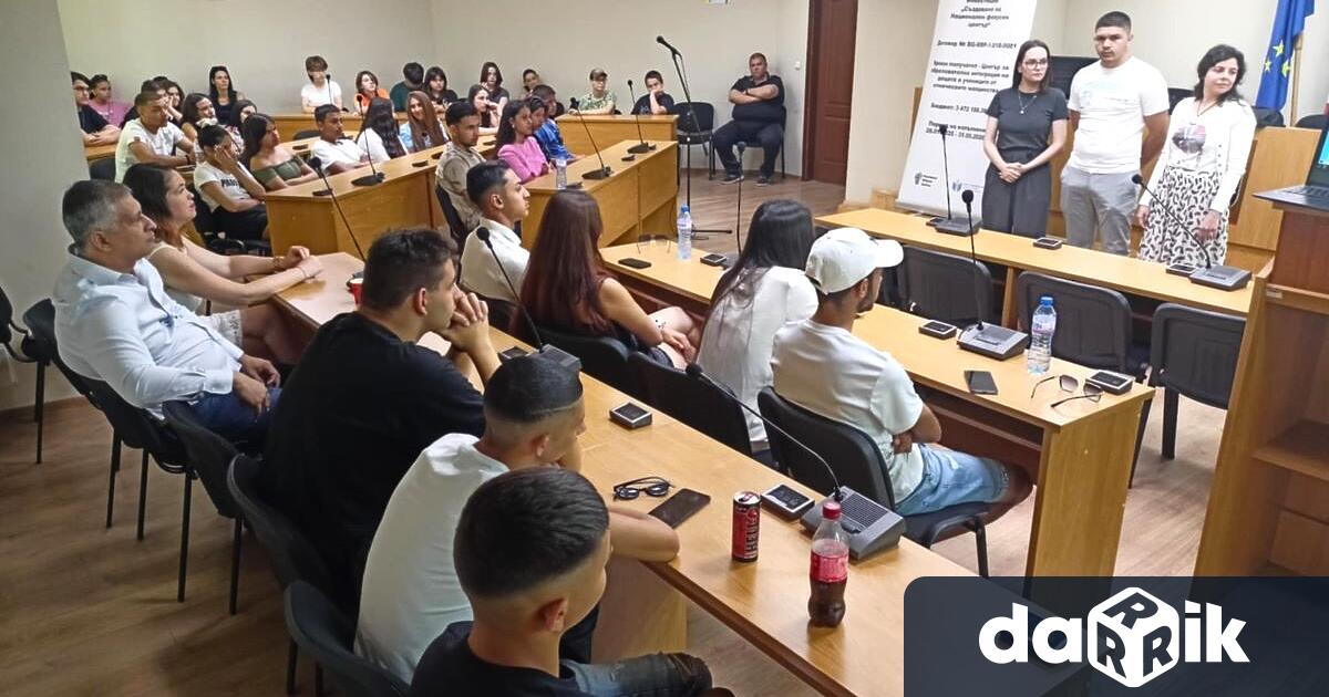 Събитие на тема Младежки пространства – чисти пространства чисти съвести