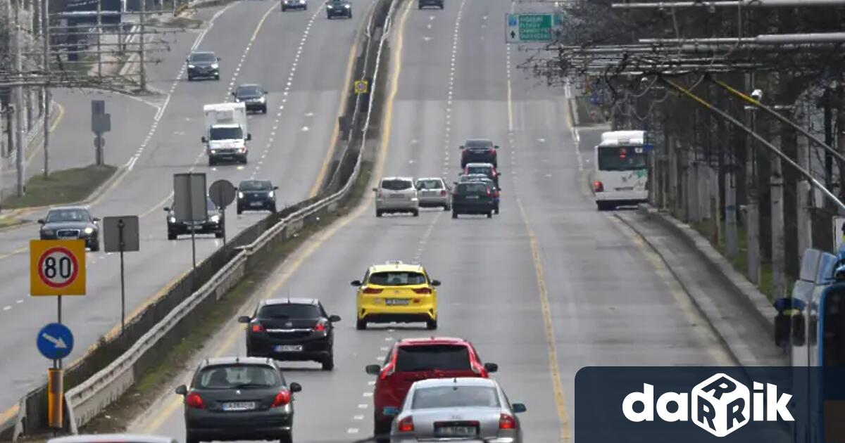 Затварят за движение временно локалното платно на бул Цариградско шосе при