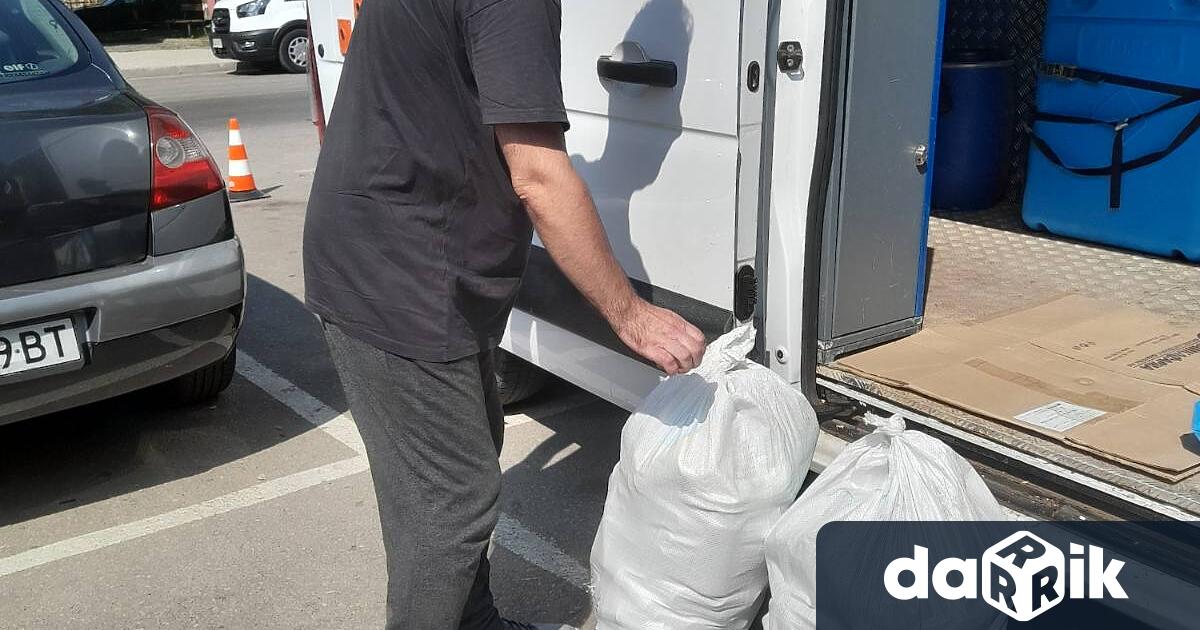 Мобилните пунктове към Центъра за събиране и временно съхраняване на