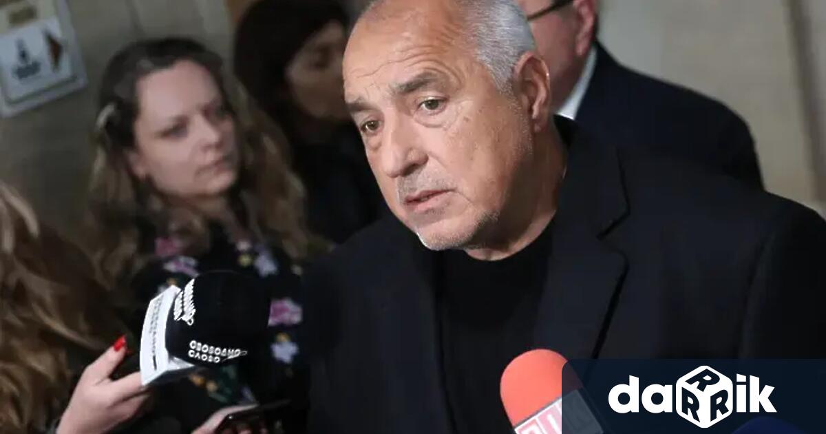 Темата днес е възнаградените усилия наТомислав Дончеви неговият екип по