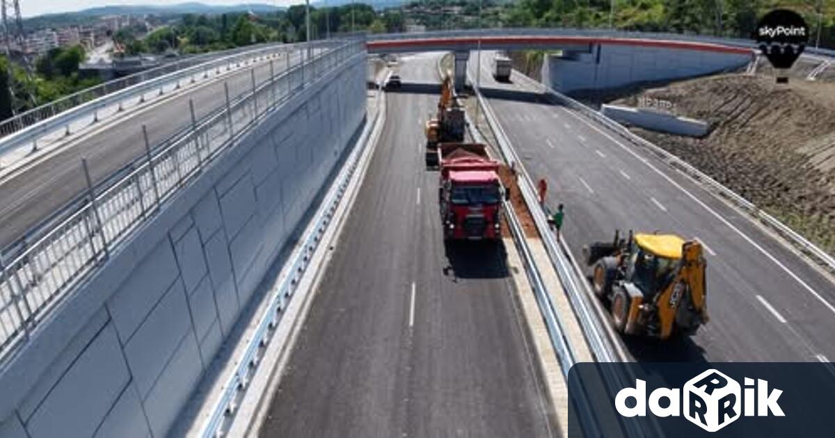 След вторник всички ще могат да пътуват по многострадалния път