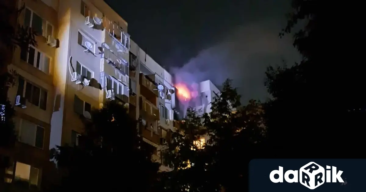 Пожар в столичния квартал Надежда 2 Огънят е лумнал в блок