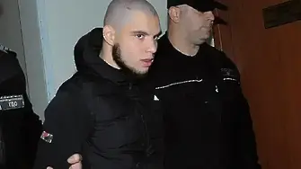 Нови записи с прокурорския син показват как иска пари от хора