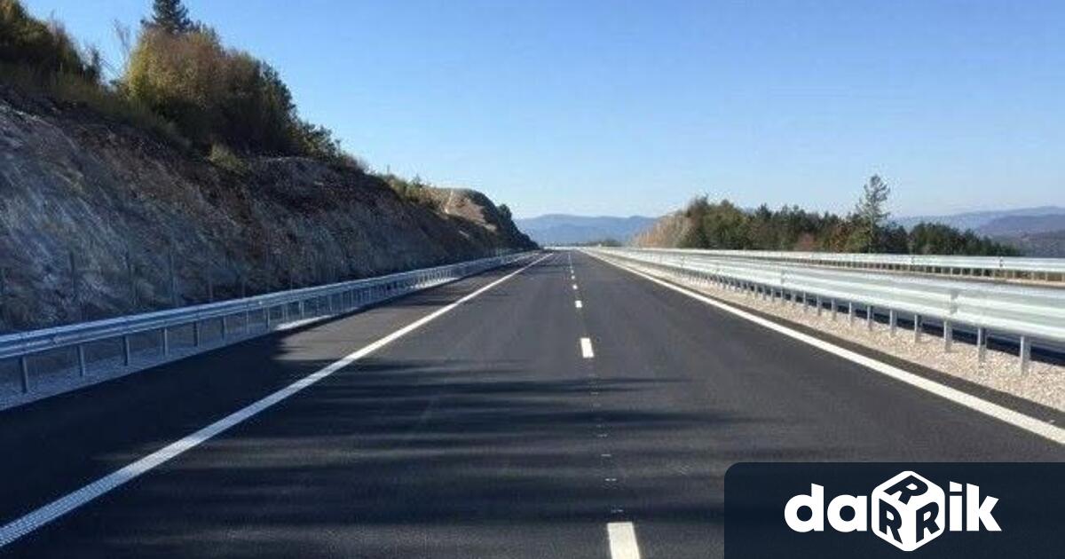 На 3 юли вечерта се очаква да бъде пусната отсечката