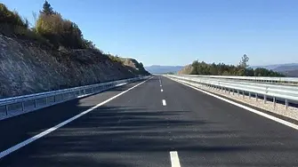 На 3 юли вечерта се очаква да бъде пусната отсечката Ботевград - Мездра - Враца
