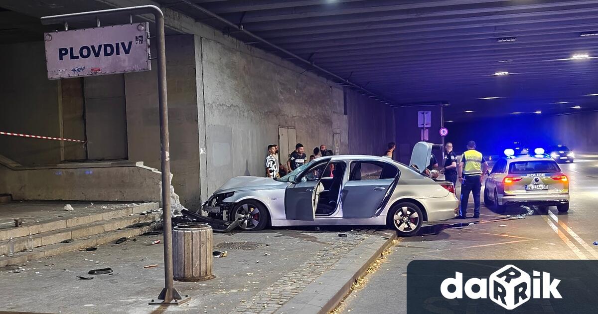 Тежък пътен инцидент стана тази вечер в централната част на