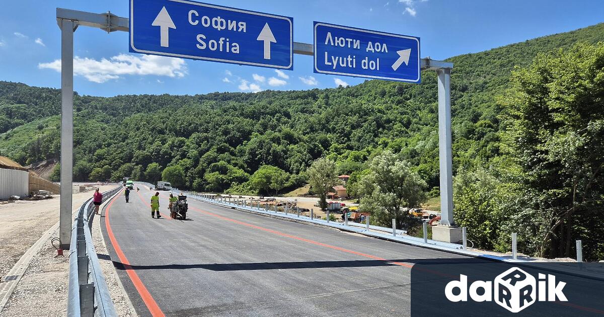 Край на дългите пътувания от Враца до София написа кметът