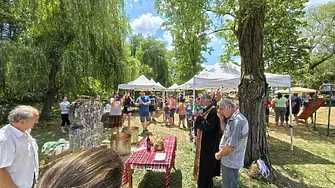 Отбелязаха Петровден в село Мраморен