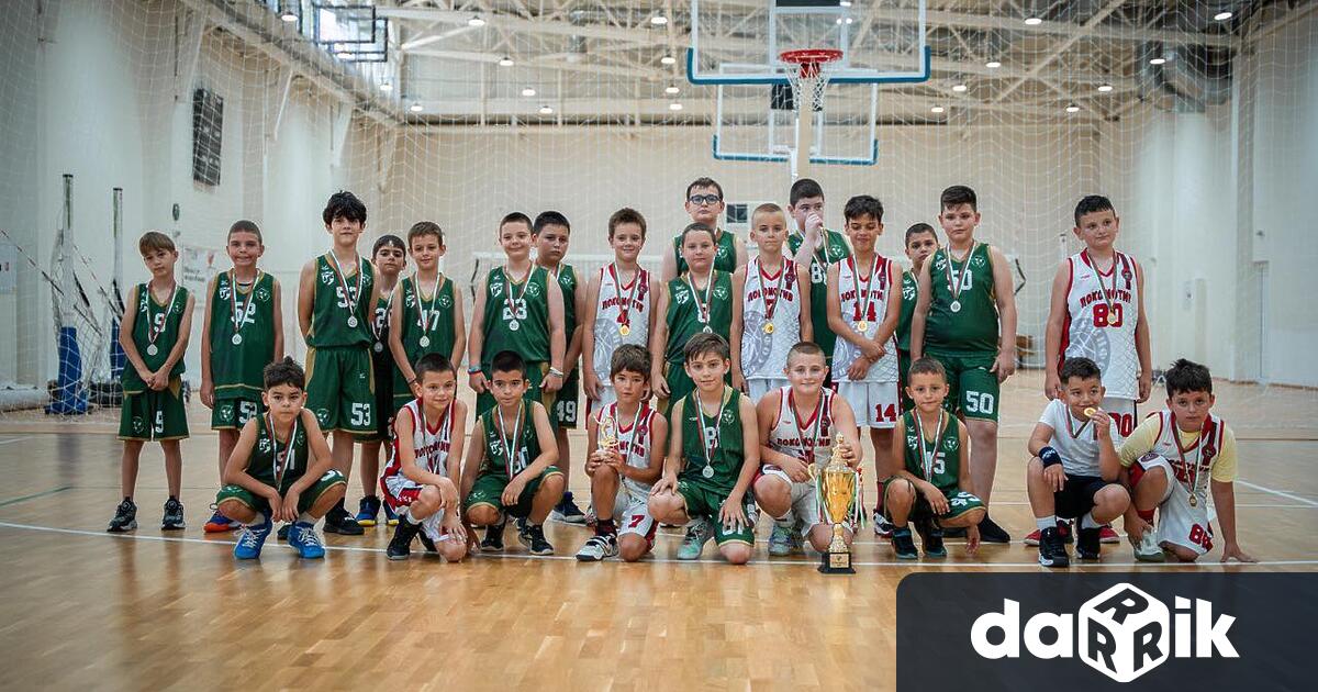 С много емоции спортсменски дух и оспорвани срещи стартира баскетболният