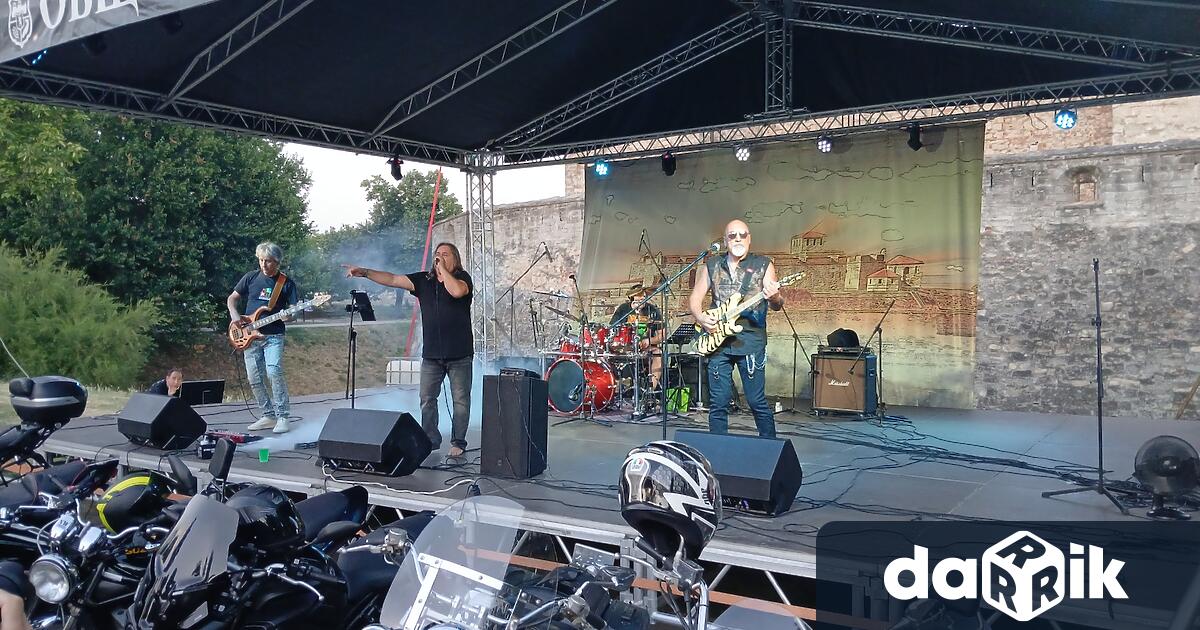 В навечерието на първата юлска сутрин Община Видин организира концерт