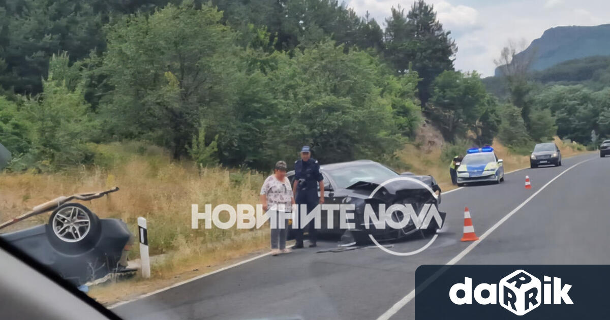 Тежка катастрофа е станала тази сутрин на пътя Хасково