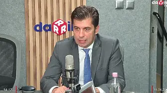  Оставката на Кирил Петков влиза за гласуване в парламента