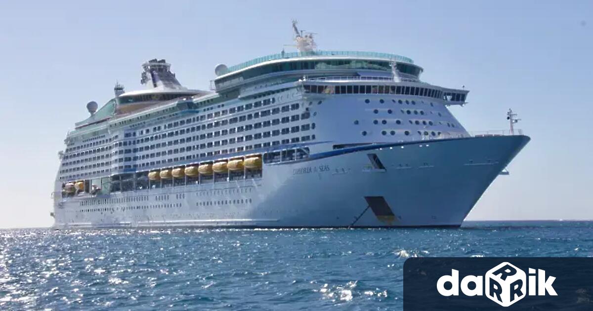 Баща скочи в океана за да спаси дъщеря си която