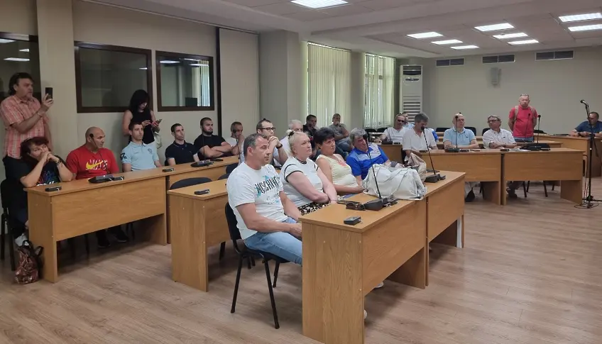  Министърът на младежта и спорта Иван Пешев се срещна в Плевен с представители на локалната власт и на спортните клубове 