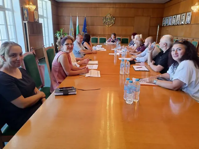  На работна среща разискаха Плана за обществените услуги в община Плевен за 2026 година 