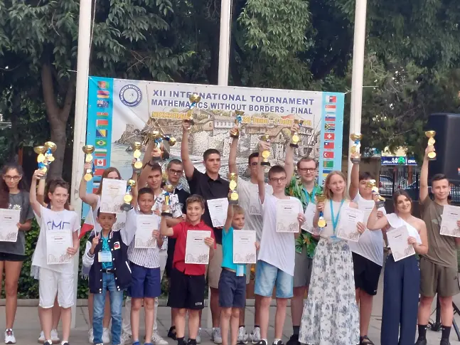 ППМГ - Враца с медали от финала на международния турнир „Математика без граници“