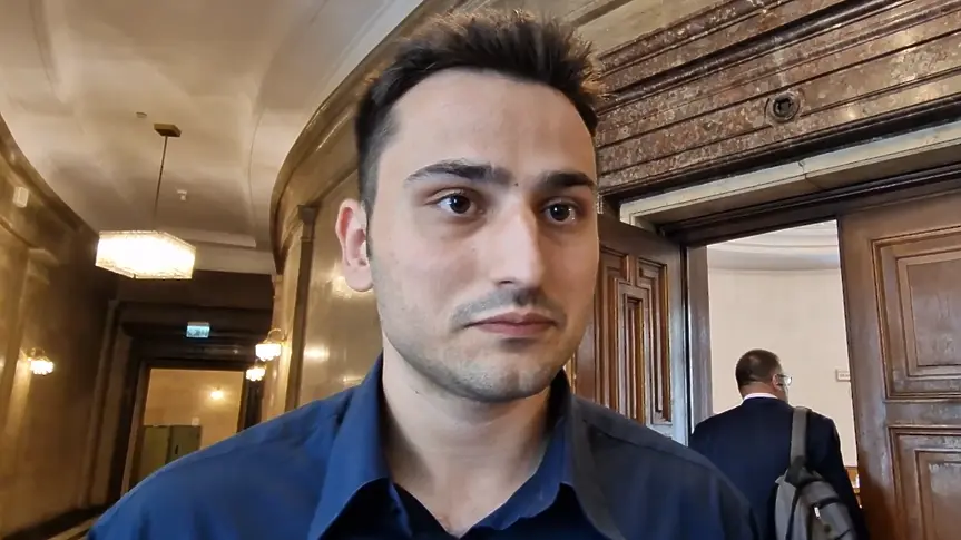 Млади лекари искат стартова заплата от 150% над средната и бонуси за квалификация