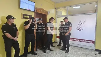 Шофьорът на тира, прегазил Сияна, не признава вина
