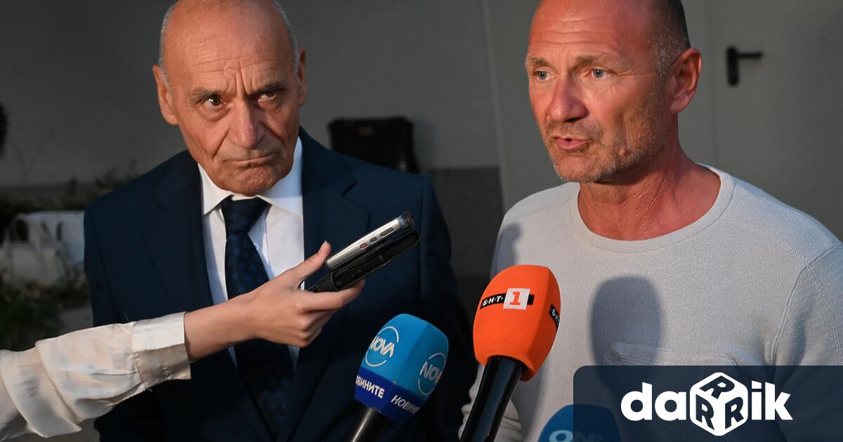 Над 6 часа продължи разпитът на бившия енергиен министър Росен